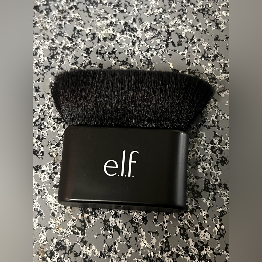 e.l.f. Black Kabuki Brush